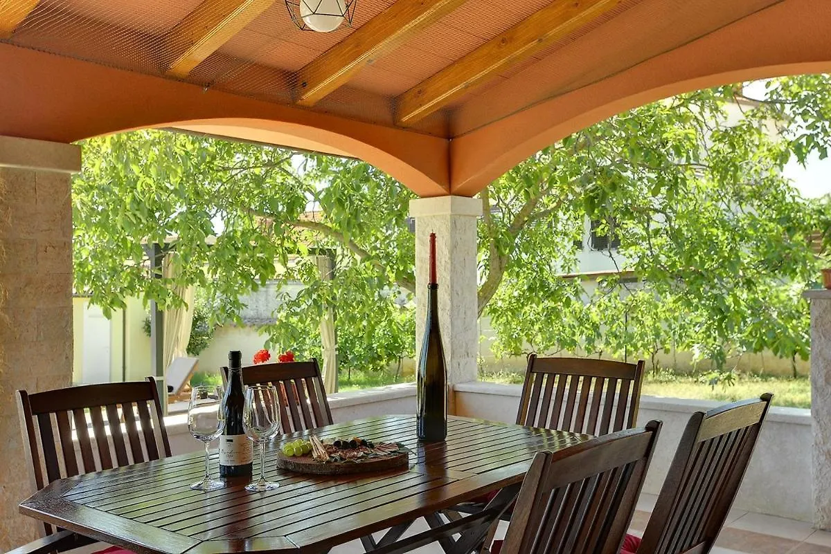 ברבריגה Villa Maria Betiga